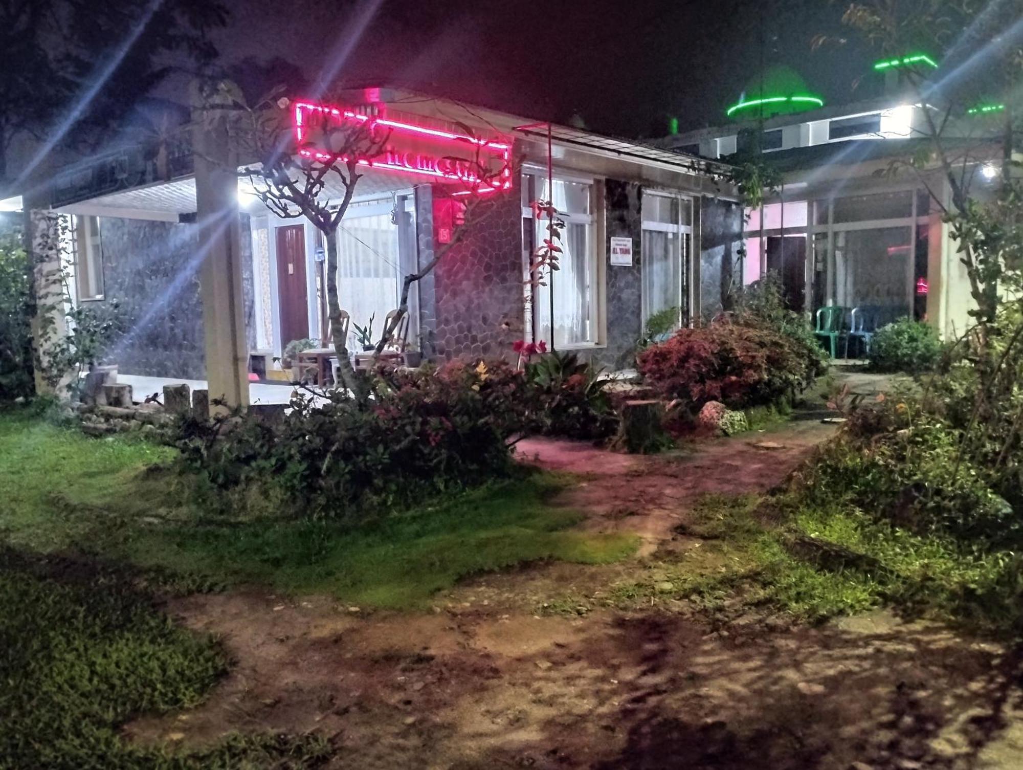 Mando Homestay III Bukittinggi Eksteriør bilde